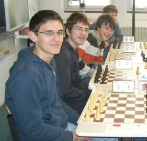 Die Schach AG des Goethe Gymnasiums Emmendingen mit Andreas Bauer, Daniel Reifsteck, Alexander Mädler und Florian Böttcher